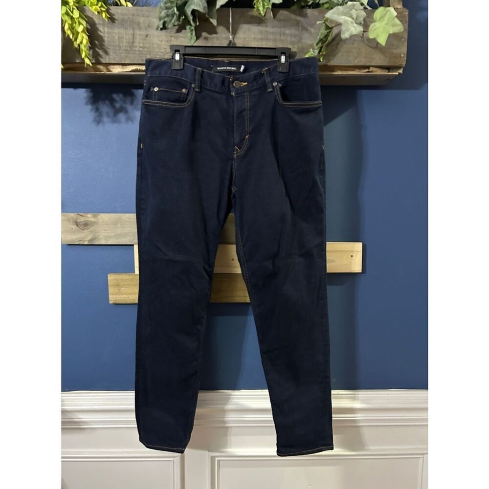 Banana Republic Dark Navy Slim Straight Jeans Tapered. Size 33 Men’s